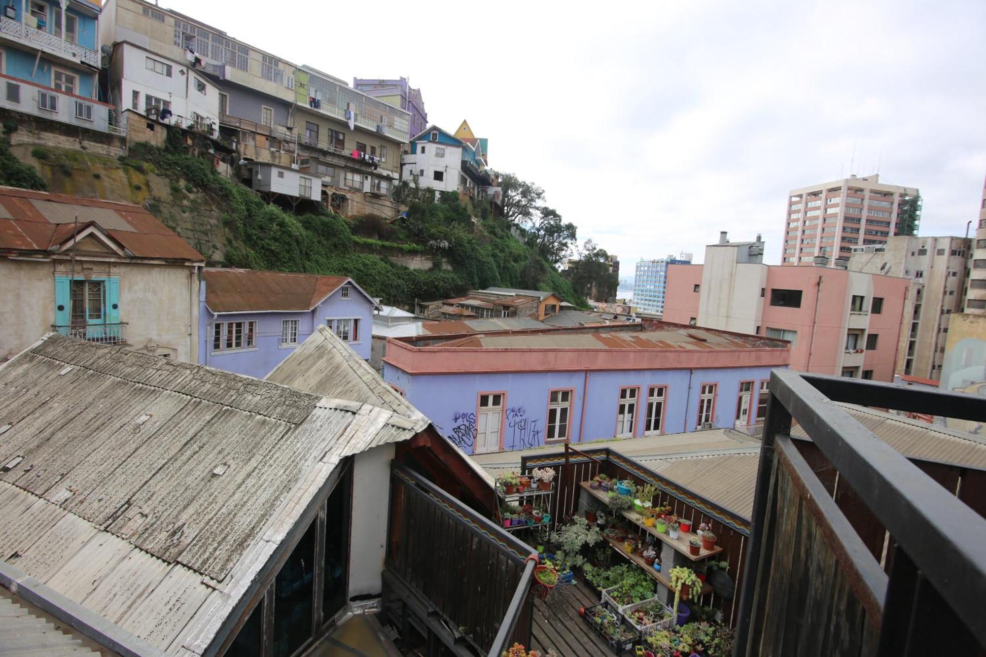La Casa Del Puerto, Hostal Cultural, Cerro Alegre Valparaiso Exterior photo