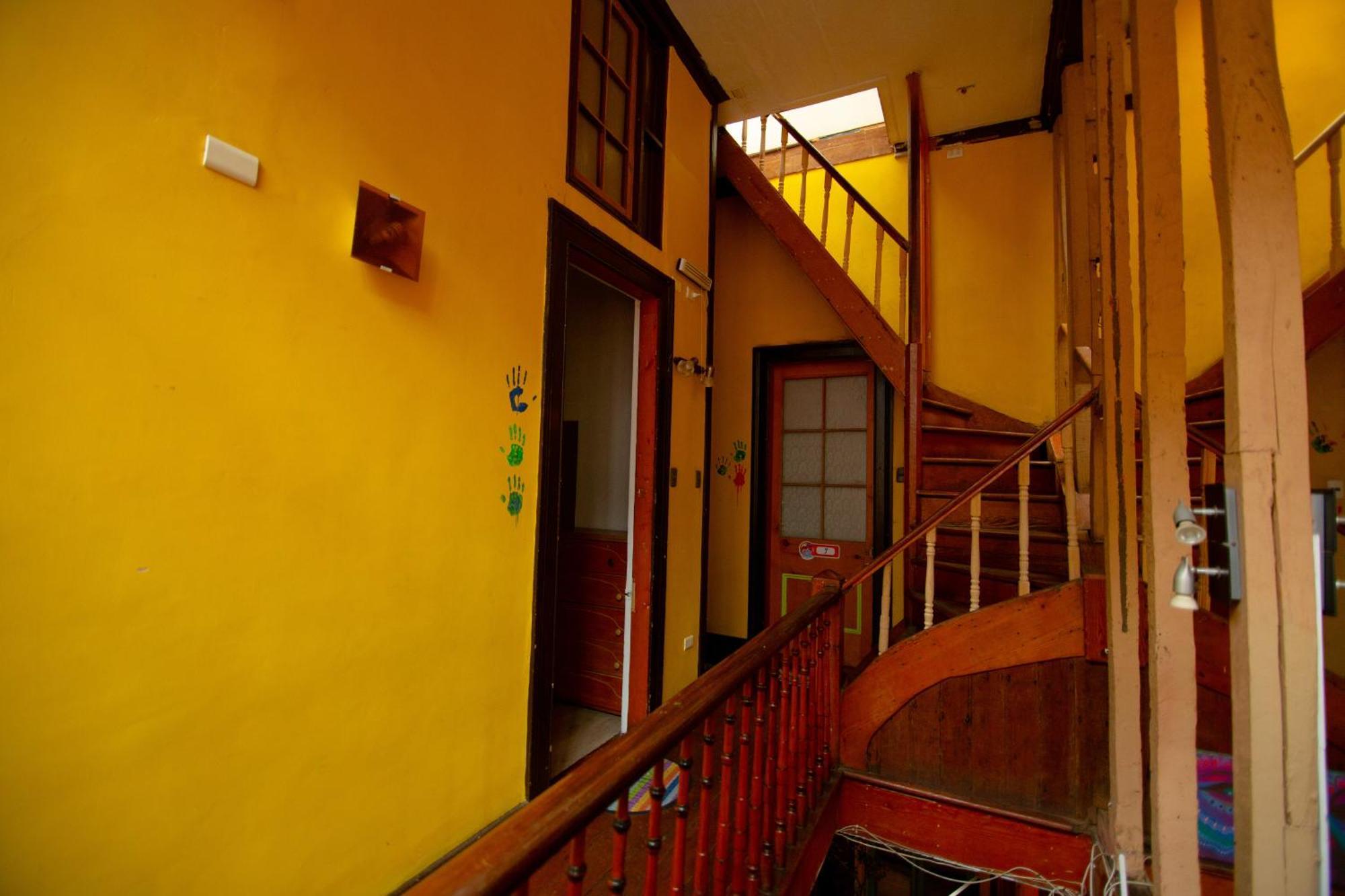 La Casa Del Puerto, Hostal Cultural, Cerro Alegre Valparaiso Exterior photo