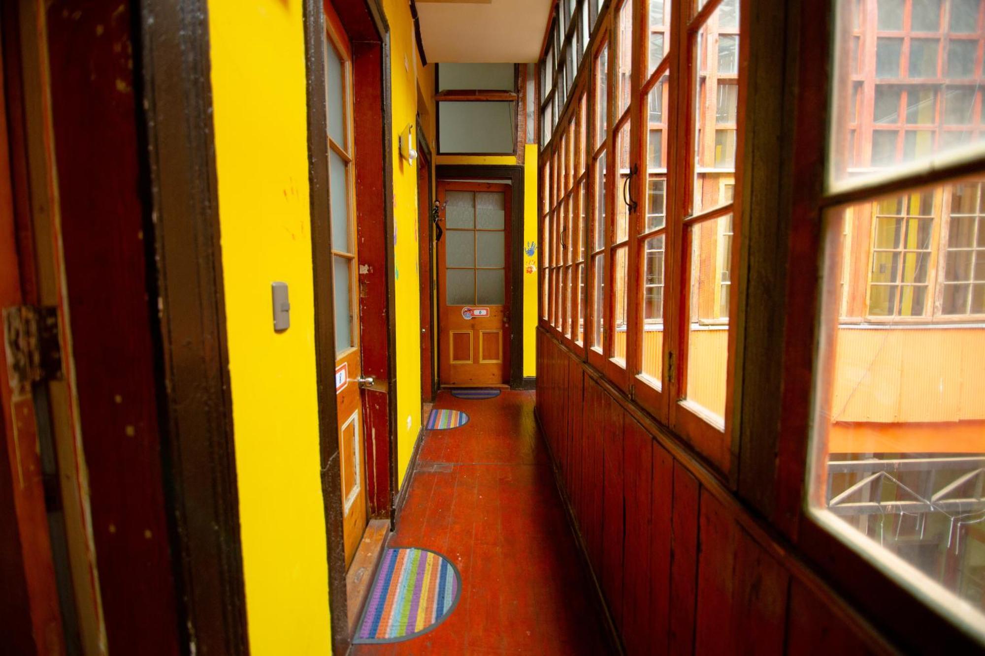 La Casa Del Puerto, Hostal Cultural, Cerro Alegre Valparaiso Exterior photo